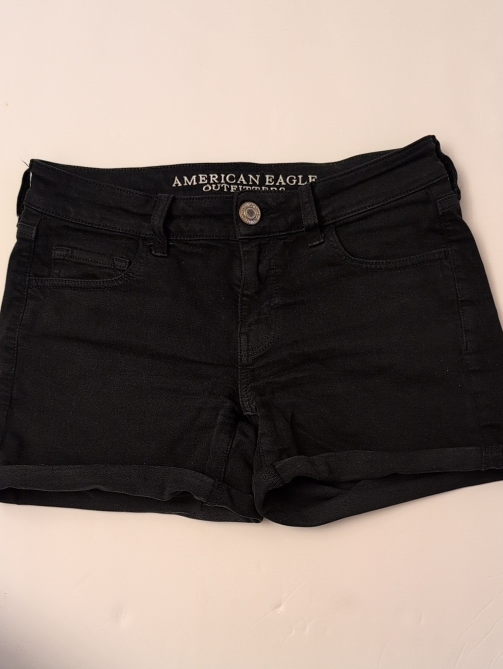 American Eagle Outfitters Black Roll-Cuff Denim Shorts Midi - Size 4